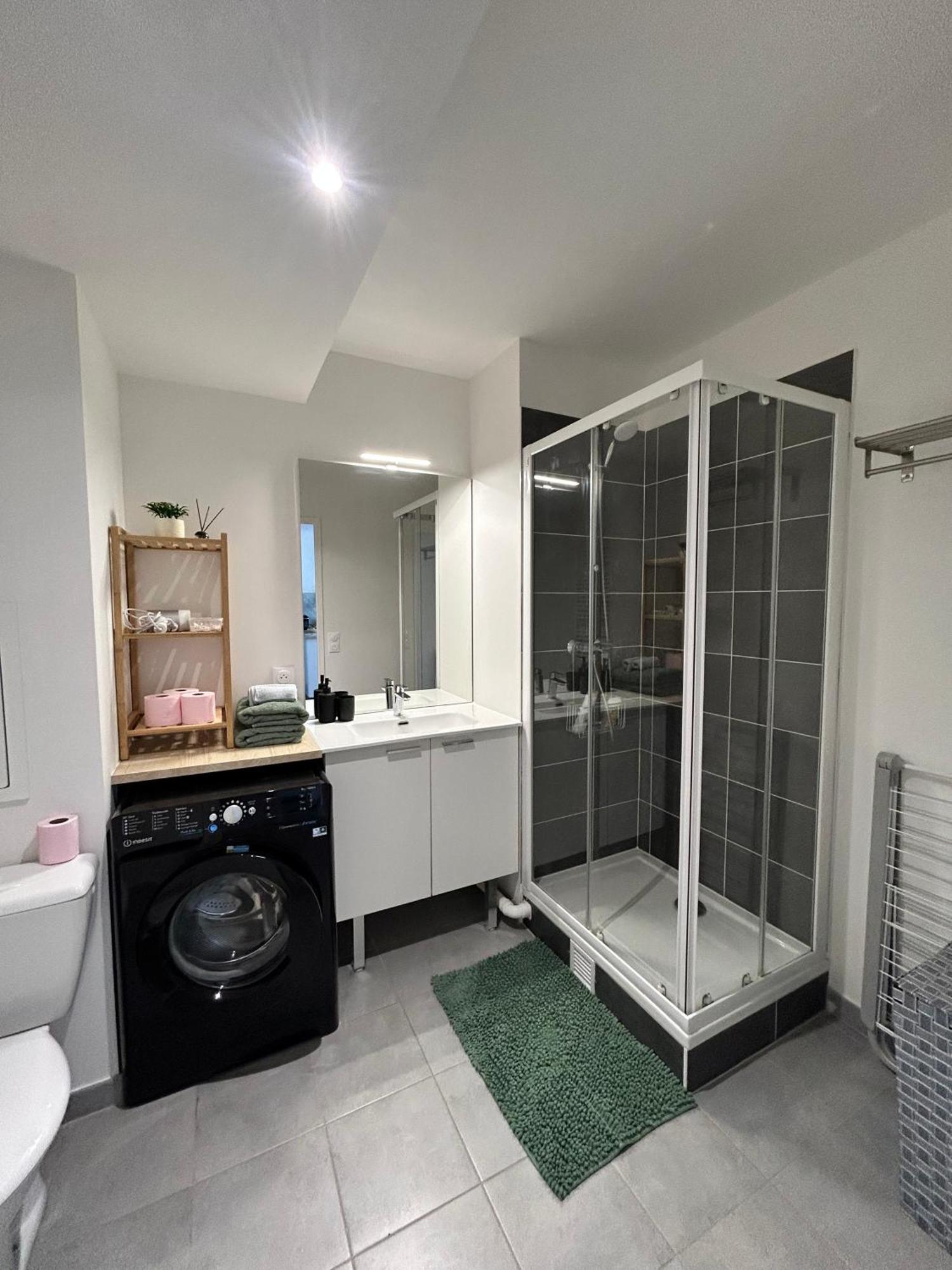 Elegant Appartement Minimaliste Entre Paris Et Disney ノワジー＝ル＝グラン エクステリア 写真